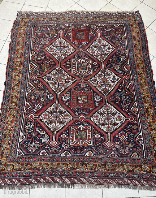 Khamseh 1880 ish rare design all wool top condition collectible piece 195x160 1500€ plus shipping
What’s app : +49 1523 4681016             