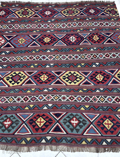 Shirvan kilim 200x220 

Whatsapp ‪+49 1523 4681016‬                            