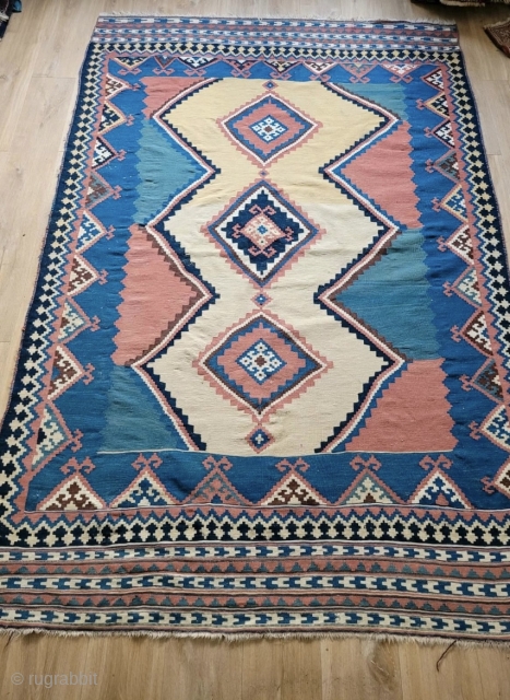 Antique Qashqai Kilim ca.245 x 145                           