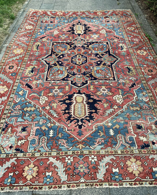Antique Heriz Serapi 1880ish
240x350
Great condition
3500€ plus shipping
Contact: WhatsApp +49 1523 4681016