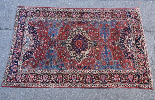 Antique Bakhriari 325x220                              