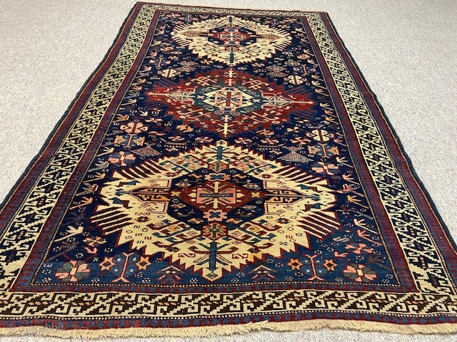 Antique Caucasian Zeiwa !
Size 198x124 cm
In good overall condition !                       