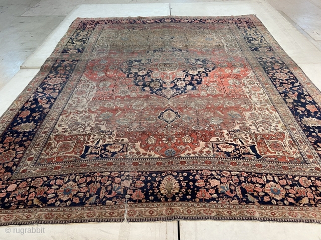 Antique Kashan Mohtasham rug size 315x253 cm
Some wear , strong abrash!                      