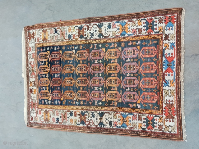 Malayer rug, 159 cm * 100 cm 
Early 19th century 
In mint condition                    