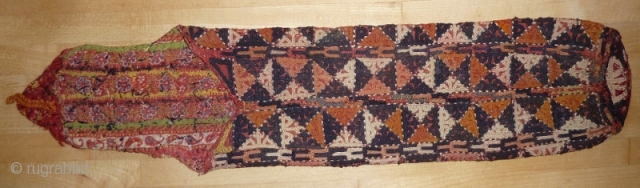 Yomud scissor or spindle bag embroidered in wool.  Circa 1900 natural dyes and in excellent condition                