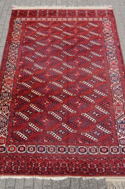 Antique Yomuth main carpet 308 x 206 cm (10ft 3" x 6ft 10") late 19th century. All natural dyes, Condition: very good, ready to use, medium to low pile all over (1  ...