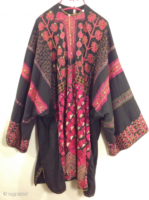 This is from the Swat Valley area of Pakistan.  Very good condition and very wearable.  It can be worn by small and large women since it is very full and  ...