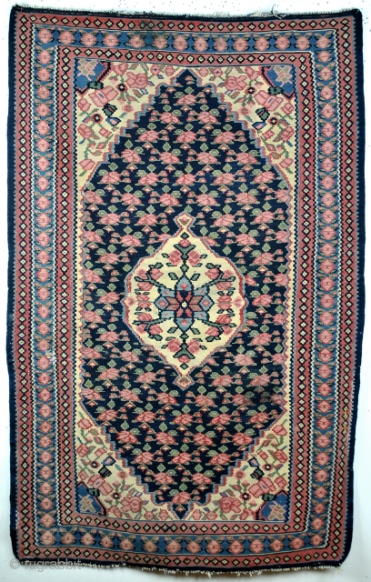 Fine Senneh kilim, with roses all over. 
3 feet one inch x 5 feet. 
In good condition. 
1930 - 1950. 
            