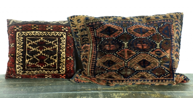 Bags/pillows. Ersari and Beloudj. 60 x 43 cm- 30 x 36 cm. 
Kilim backside.                   