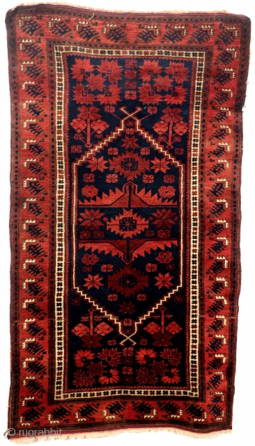 mid 20th century Yagdcibedir, west Anatolia. 
Full pile, wool on wool, warp and weft white wool. 
No bleeding, clean, in good condition. 
Deep gloss. 
        