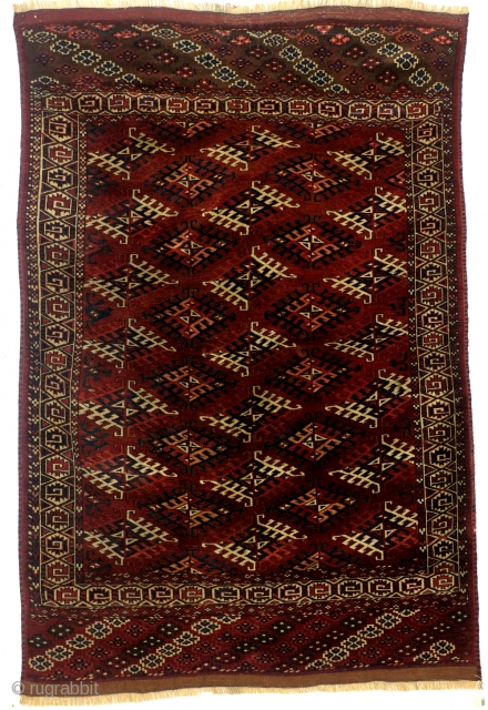 Antique Turkoman Ersari Yomout rug. 1880 - 1890.
250 x 170 cm. 8.3 ft. x 5.6 ft. 
In great condition. Only one thin spot, see last but one photo. 
Heading intact, great pile,  ...