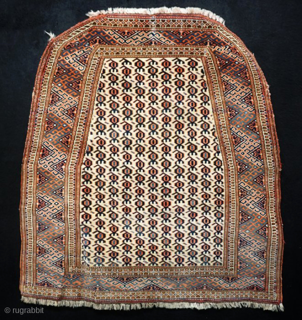 Saddle blanket, Tekke end 19th century. in good condition. 
105 x 95 Cm. 

$ 350,00 plus shipping                