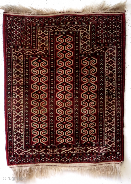 yomouth, prayer rug. 90 x 120 Cm.                          