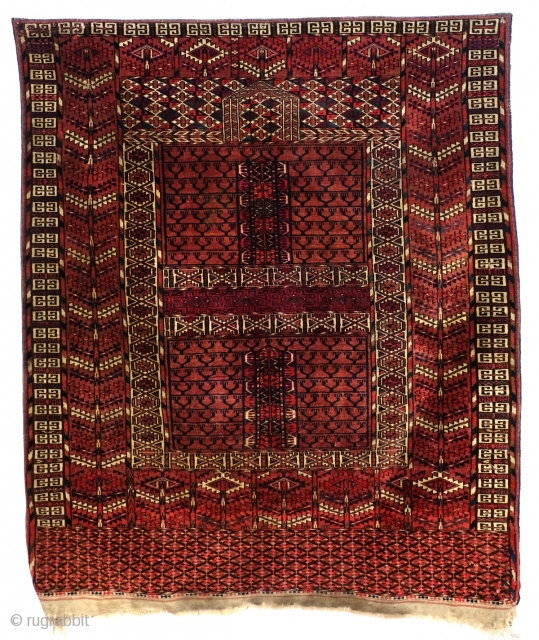 Tekke Engsi Turkmen hatchlou, 156 x 129  Cm. 
Wool mixed with silk. Feels very soft. 
1870 -1890. 4500 kn/dm². 
            