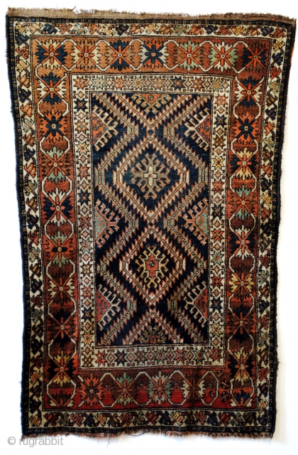 Kazak, Kuba Area, Caucasus, 1910 -1920, 170 x 105 Cm. 
'Crab' main border- what is the real name? 
Flanked with a border with stars and vigne meander. 
Natural colors, fine condition. 
Very  ...