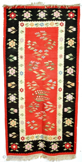 Stunning Balkanski Kilim, Bulgaria or Romania, 19th century or early 20th. 
200 x 110 Cm. Natural colors, Cochenille red. 
See detail photo's. 
Some minor holes, futher in perfect condition. Clean. 
Great greenish  ...