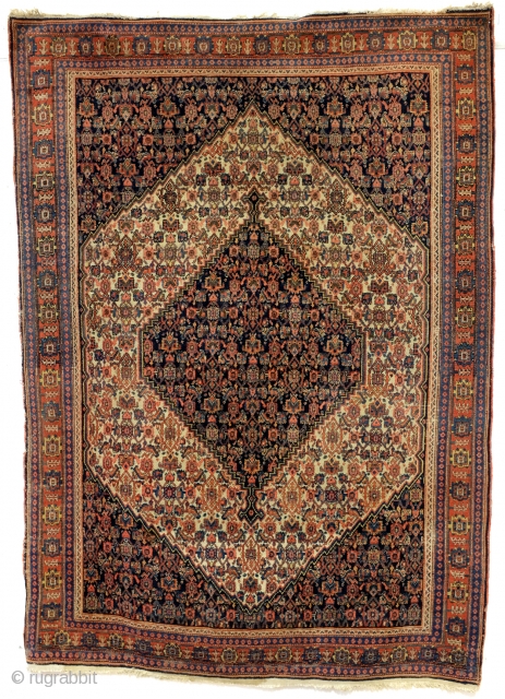 Senneh, Bidjar. 
Wool on cotton. 
198 x 132 Cm 
Fine rug. 

Senneh was the name of a little town now called Sanandaj. 
Because of the good name for carpets these rugs are  ...