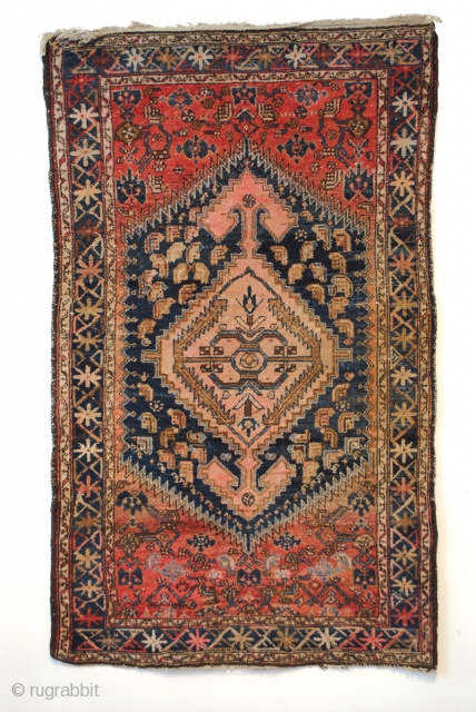 Hamadan area. 
190 x 114 Cm.  6.3 ft. x 3.8 ft. 
Wool on cottom. 
early 20th century. 

Old repair on the back unvisable in the front. 
Great pile and abrash. 

 