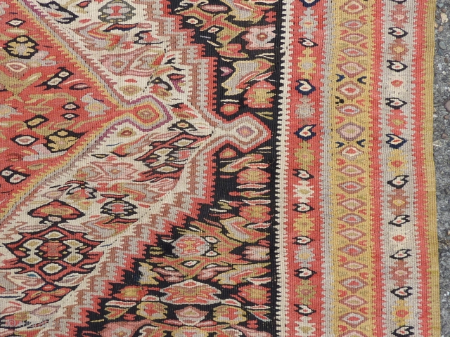 Antique Senneh Kilim, 192 x 118 cm., 6' 3" x 3' 10".                     