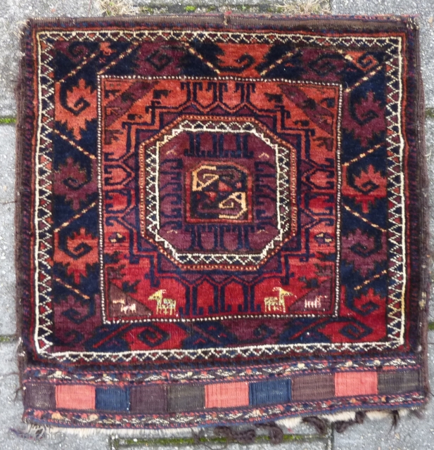 Baluch Bag, 56  x 57 cm., 22" x 22". Animals in silk at the bottom. Perfect pile. Good colours, but probably not for the slightly tip-faded brownish red ( used in  ...