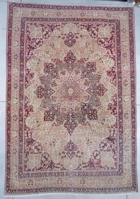 #7524 Antique Kermanshah Persian Rug
This circa 1880 antique Kermanshah Persian Oriental measures 9’6” X 13’9” (292 x 423 cm). It has a large pulled center medallion in ivory, rose, and indigo blue  ...