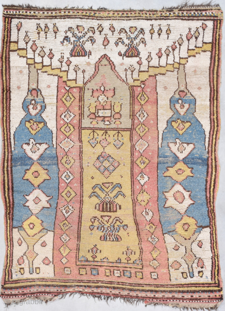 This antique Manastir rug #7916 measures 4’1” X 5’4”. This is one of the most archaic architecturally beautiful rugs that I have ever seen in my life. No one made this from  ...