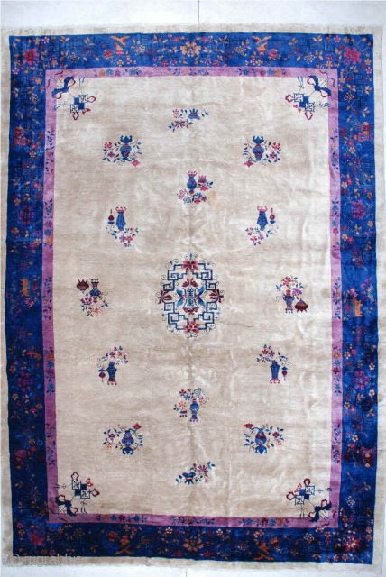 #6150 Feti Chinese Rug
This circa 1930 Feti Chinese Art Deco Chinese Rug Oriental carpet measures 11’ X 15’6”. It has a dark ivory field with a small center medallion of four butterflies  ...