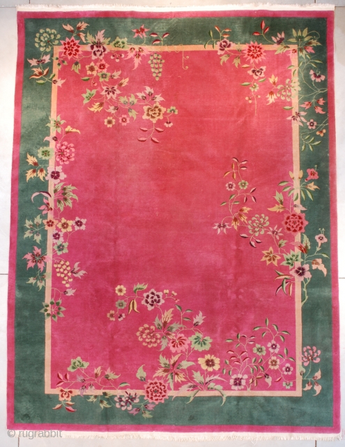 #7662 Art Deco Chinese Oriental Rug

This circa 1925 Art Deco Chinese Oriental Rug measures 8’11” X 11’9” (274 x 362 cm). You want hot pink? You got hot pink! Hot pink field  ...