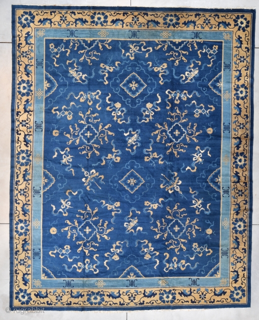#7781 Antique Peking Chinese Rug

This circa 1890 antique Peking Chinese Oriental Rug measures 11’0 X 13’9” (335 x 424 cm). It has a medium blue field with an overall design that is  ...