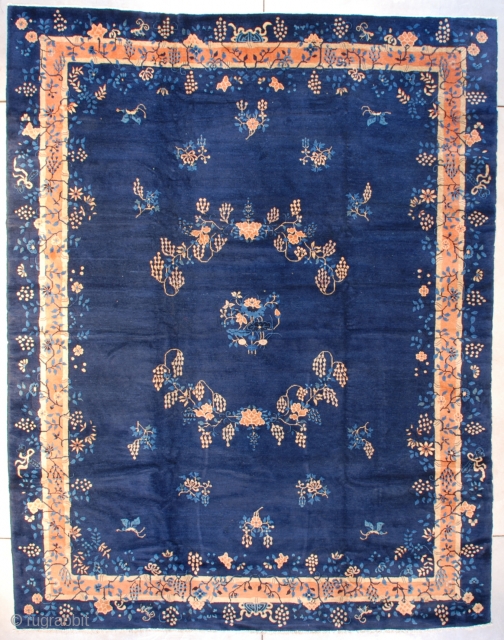 #7615 Peking Chinese Rug

This circa 1910 Peking Chinese rug measures 9’0” X 11’6” (274 x 353 cm). It has a blue field with a floral motif. The center medallion is a lotus  ...