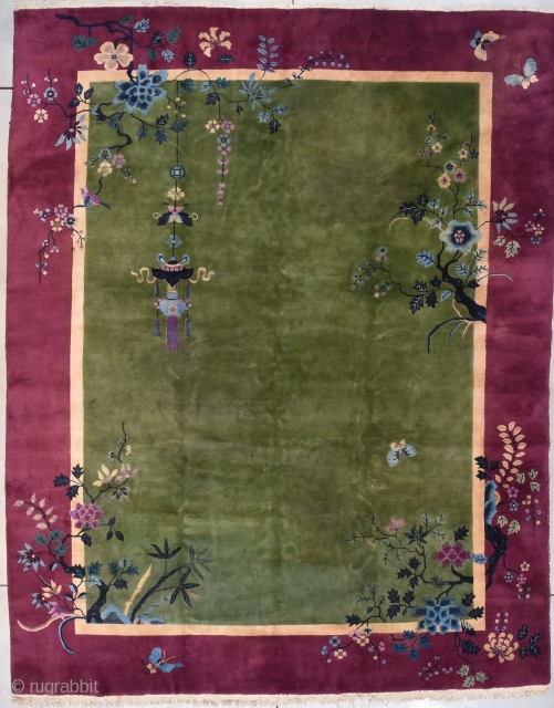 #7799 Art Deco Chinese Rug

This circa 1925 Art Deco Chinese antique Oriental carpet measures 8’10” X 11’3”. (272 x 344 cm). It has a medium green field with a hanging lantern in  ...