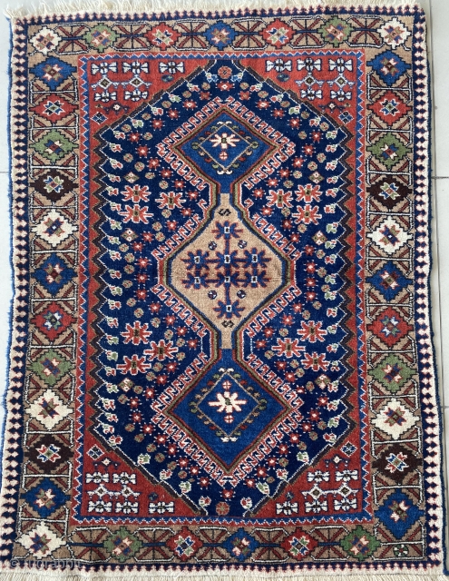 Shiraz Yalama carpet from Persia. Late 19th Century. 110x145 cm/3.6 x 4.7 feet. Marvellous  piece with excellent untouced condition.             