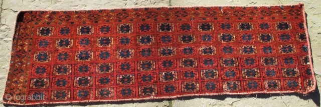 Rare Saryk Jollar fragment of the 18th. century, pashmina wool, good pile,
crimson and blue silk highlights, symmetric knotting finely wrought,
40" X 13"[101 X 33cm] (NOTE: there is a slight photo shadow)
Please make  ...