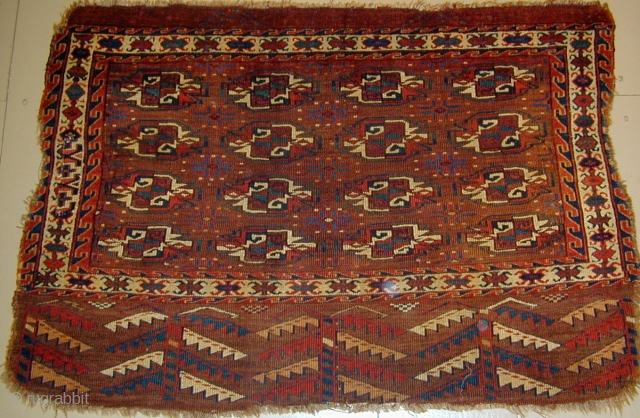 Unusual Yomut Chuval,Early 19th.Century,3' 6'' X 2' 5''.
Click on image to view back.                    