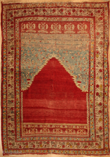 Antique Turkish	Sivas Rug,

Size cm:165 x 125
Size ft:5'6 x 4'2
Code No:R6038
Availability:In Stock, This rug is over hundred years old and some minor damage           