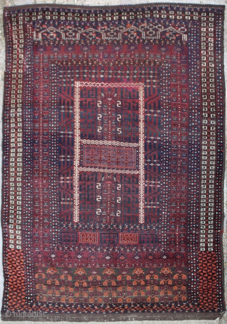 Saryk Ensi Rug	
Age:Antique
Origin: Turkmenistan 	
City/Village: 	Ensi
Size cm: 	180 x 135
Size ft: 	6'0 x 4'6
Code No: 	R5306
Availability: 	In Stock/
This rug is around 75 to 80 years old and very good condition.   