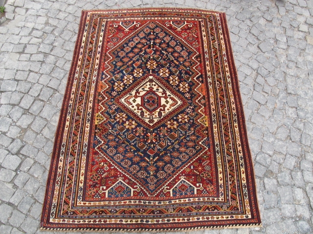 Antique Shiraz Hamse wondeful colours circa 1900 size: 1,99 X 1,46 cm                     