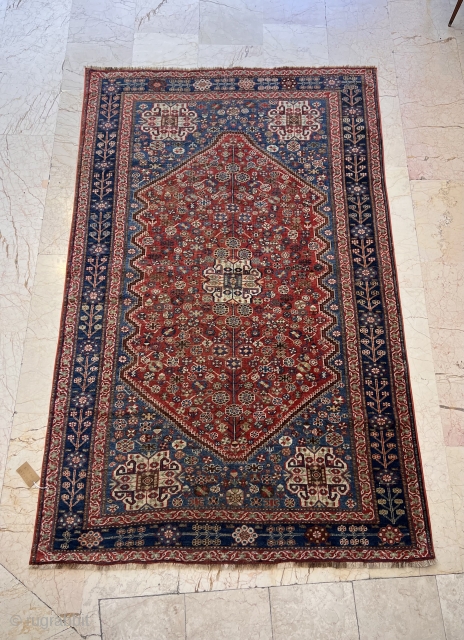 Old Shiraz Rug 4’10”x7’9” feet ( 1,48x2,36 cm ) nice colors and nice conditions all original AVAILABLE if need any more information please contact mail sahcarpets@gmail.com or DM messenger or WhatsApp +905358635050  ...