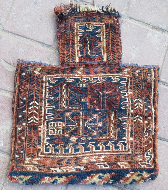 Bahtiar Salt bag very nice colors and nice condition all original it has from to top missing some line and size 49x40 cm Circa 1900        