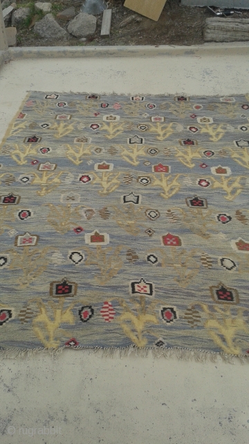 bestarap kilim
size;150-200                               