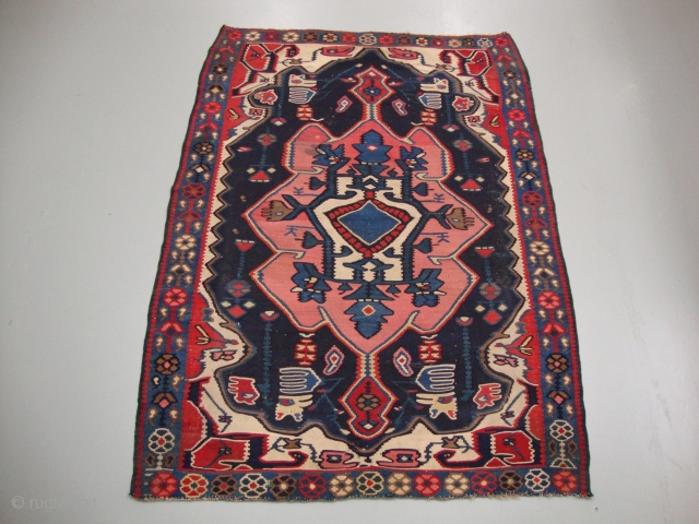 Kilim-Sadjadeh, Bidjar, Size: 165 x 115 cm.                          