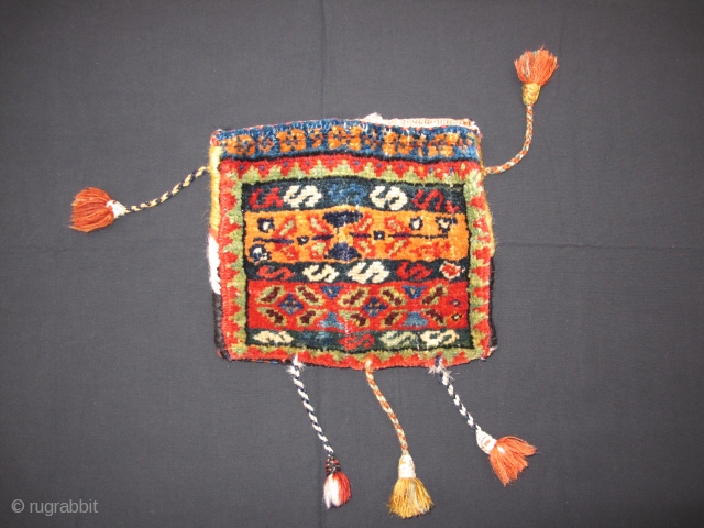 Qashqai Chanteh-Bag, Circa 1900, Great and original condition with natural dyes. Size: 20 x 18 cm. 7.9" x 7.1".              