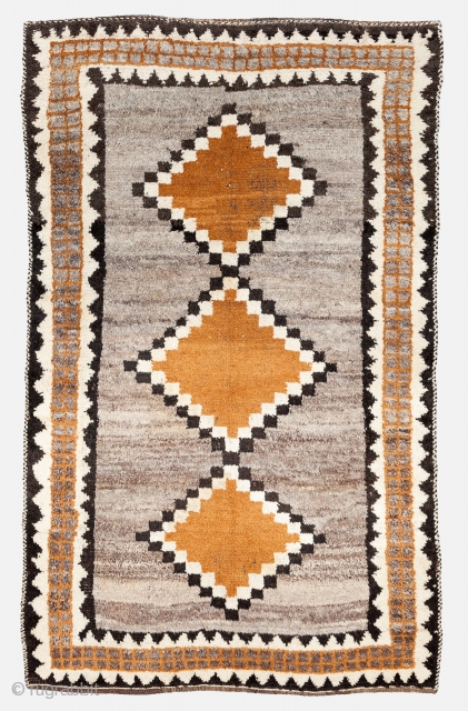 Gabbeh Bakhtiari, Early 20th century, All Natural colours, Not restored, Size: 182 x 114 cm. 71.5 x 45 inch.              