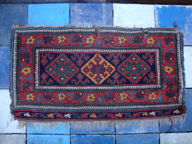 A NW Persian Bag-face, Circa 1880, Very nice colours with original condition.
Not restored, Size: 120 x 65 cm.               