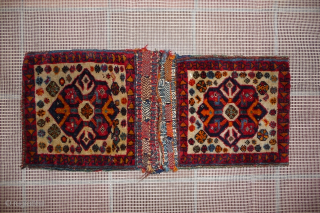 Qashqai Khordjin (Saddlebag), 65 x 30 cm.                          