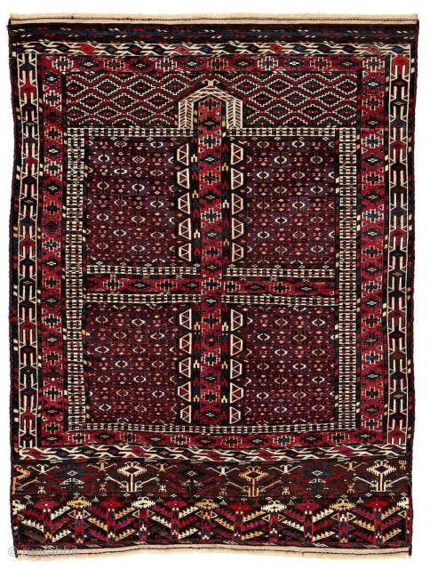 Yomut Ensi Rug
174 x 126 cm (5' 9" x 4' 2")
Turkmenistan, late 19th century
Condition: very good, good pile,
Warp: wool, weft: wool, pile: wool


salihunal@msn.com          