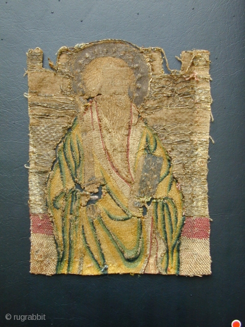 Fragment of English "Opus Anglicanum" Embroidery 13/14 C size 16 x 12 cm.
Very fine silk chain stitch and metal thread embroidery on linen gauze.
This piece was inserted into one of the arches  ...