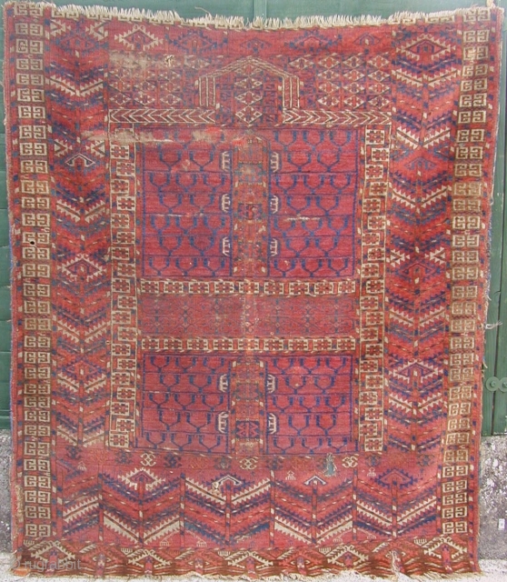 lovely Tekke ensi size 146 x 120 cm.
Many interesting and early features including amulets and a great elem. Very  grubby will clean well and has an antique repair down center .
great  ...