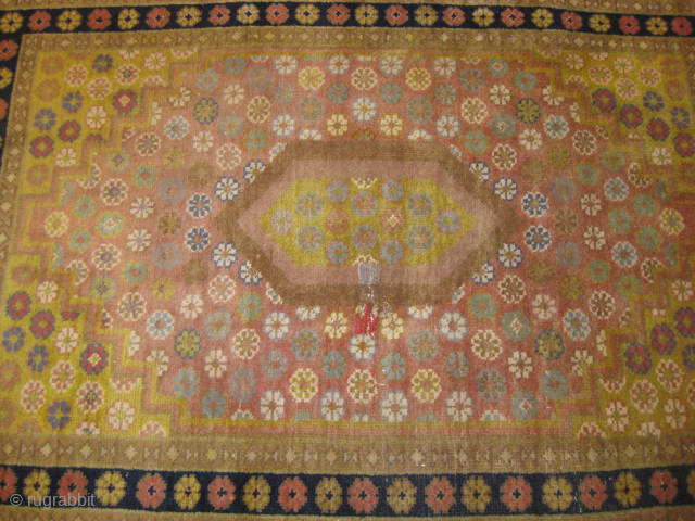 Indian carpet minor repair area wool on jute foundation measuring 6ft x 4ft.

rarecarpets73@gmail.com
                    