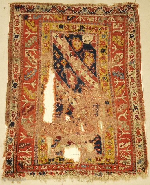 Early Caucasian Kazak
3'5" x 4'3"                            